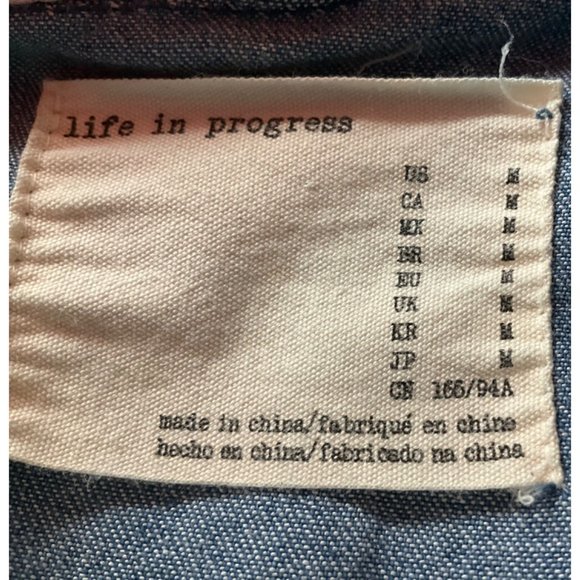 Life in Progress Sz Medium Women Jean Denim Parka Utility Jacket Chambray Hooded - Picture 3 of 8